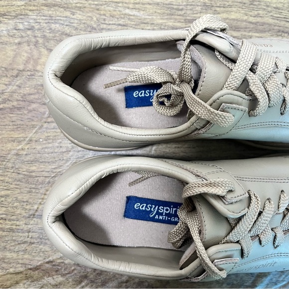 Easy Spirit Anti Gravity Tan Beige Sneakers Size 9W - Picture 11 of 15